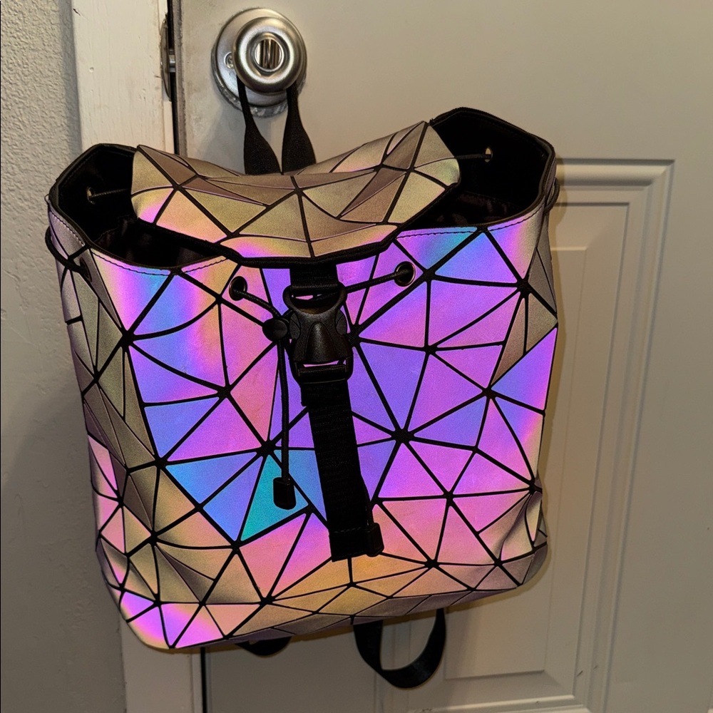 Geometric Patterned Color Changing Backpack - image 1